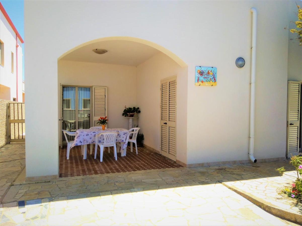 Villa Rosso Corallo ปุนตาเซกกา ภายนอก รูปภาพ
